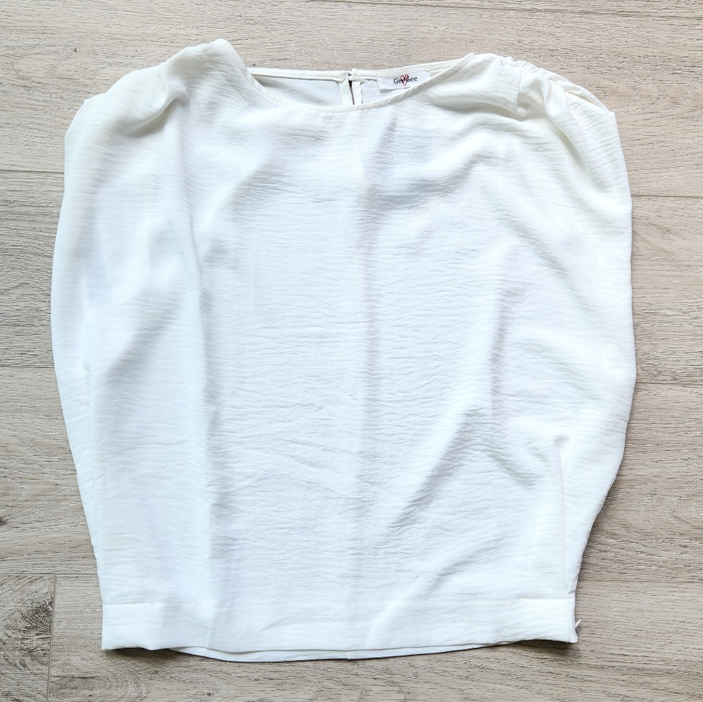 GeeGee Off White Top Womens Large Ruched Short Sleeves Lightweight Nwt